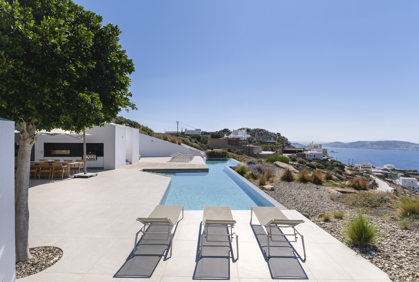 VILLA CAVE | MYKONOS VILLA RENTALS
