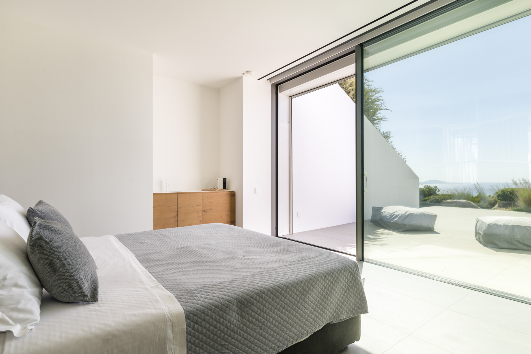 VILLA CAVE | MYKONOS VILLA RENTALS