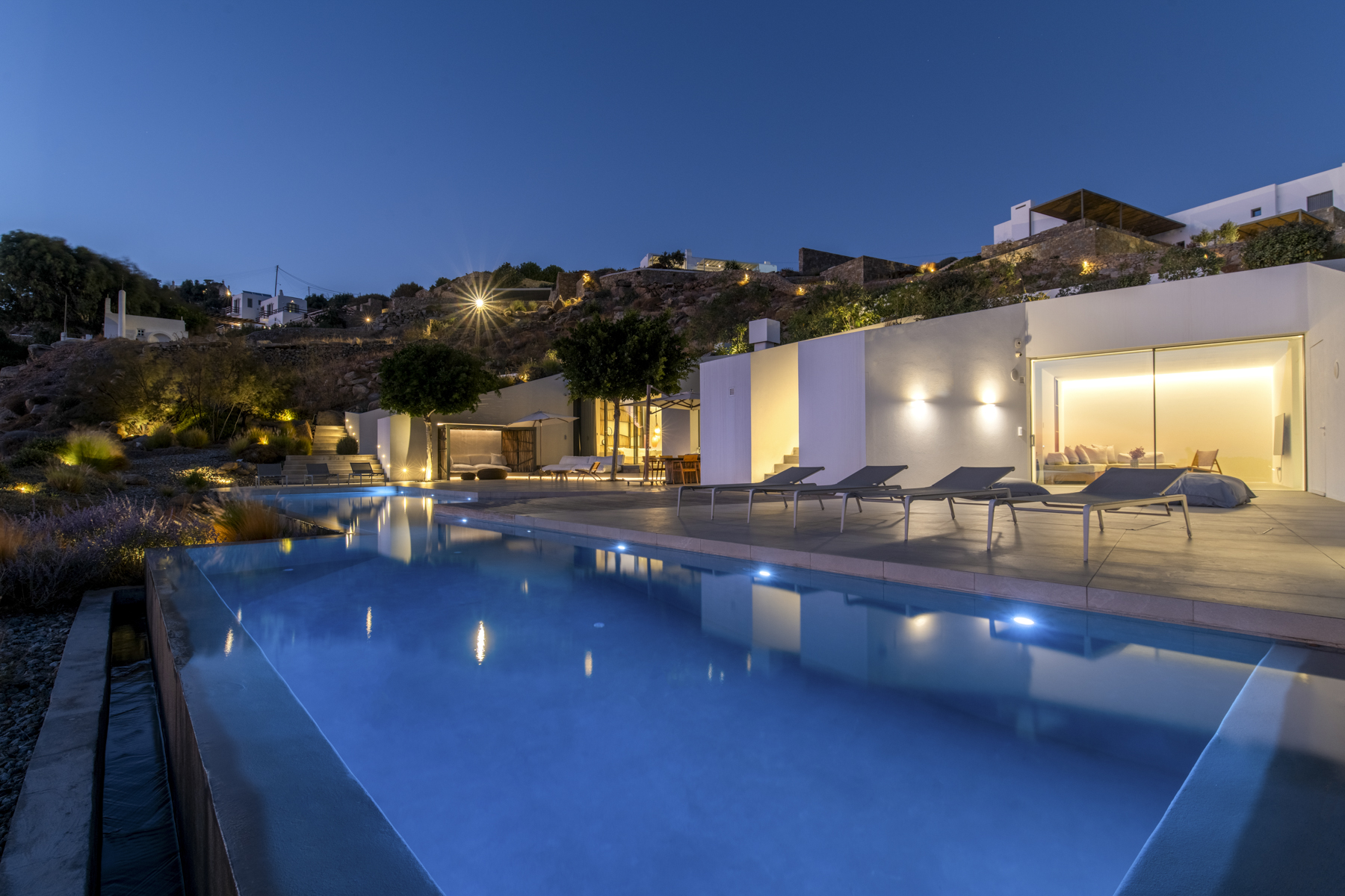 VILLA CAVE | MYKONOS VILLA RENTALS