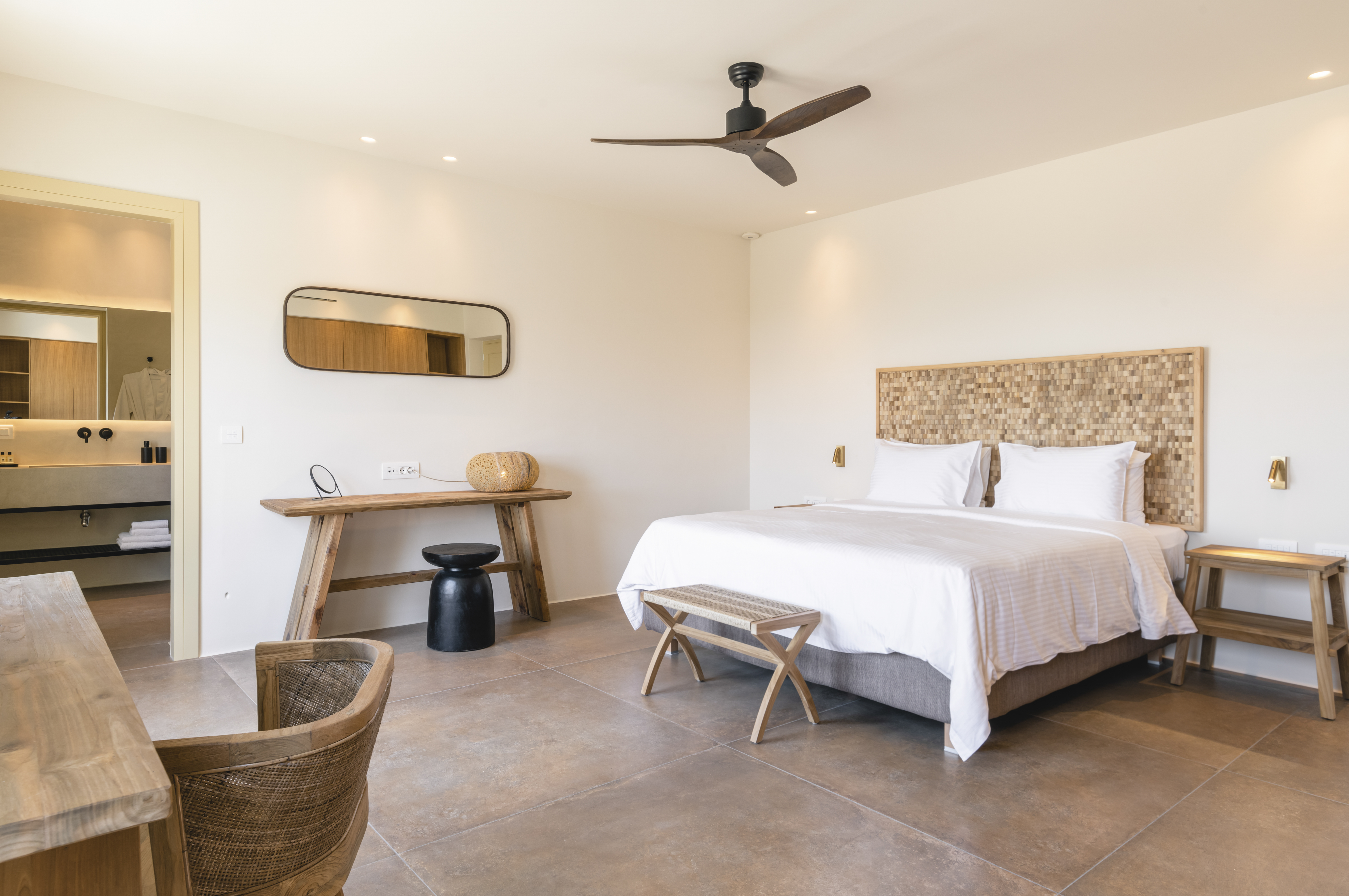 VILLA LUPO | MYKONOS VILLA RENTALS