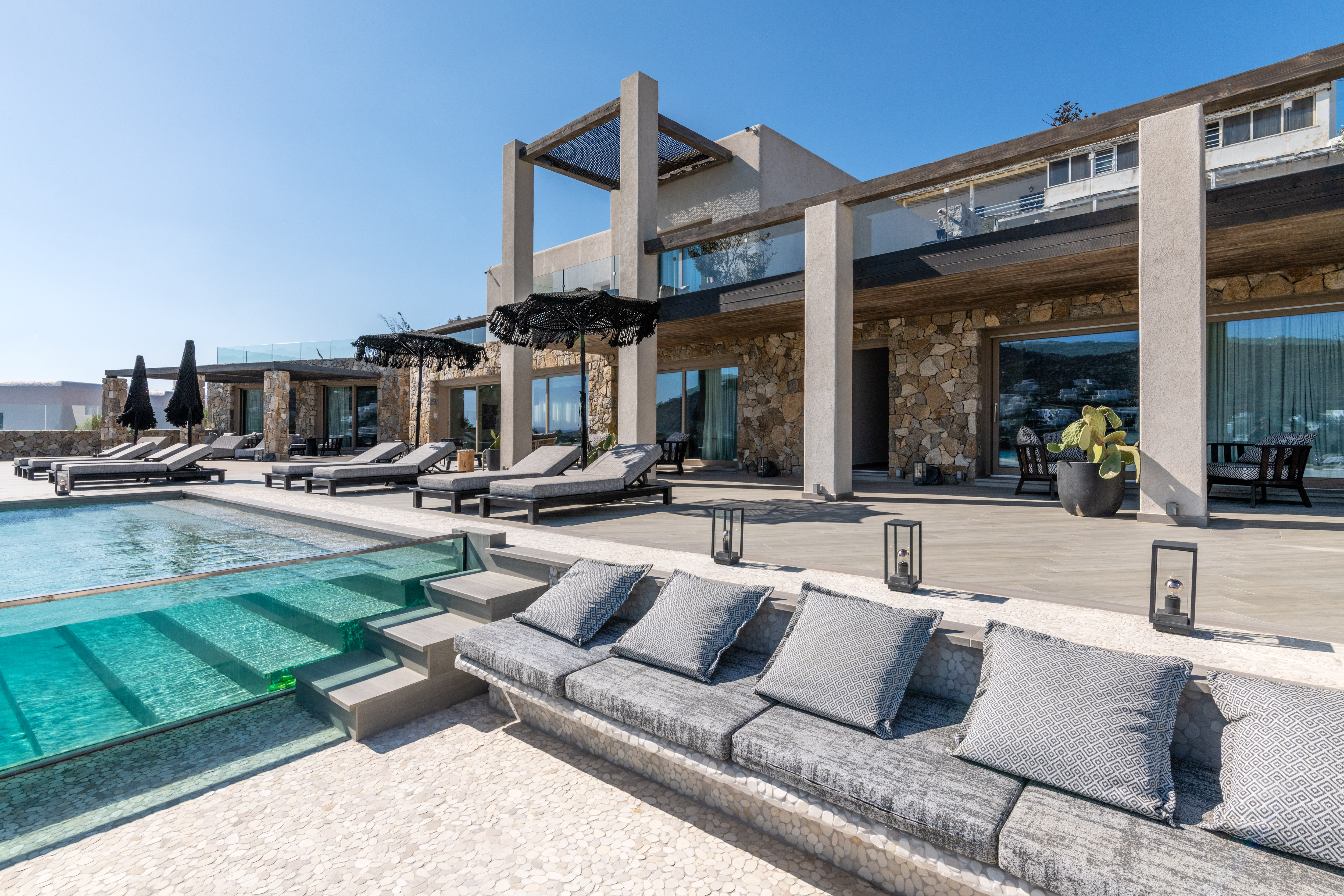 VILLA AEGEAS | MYKONOS VILLA RENTALS